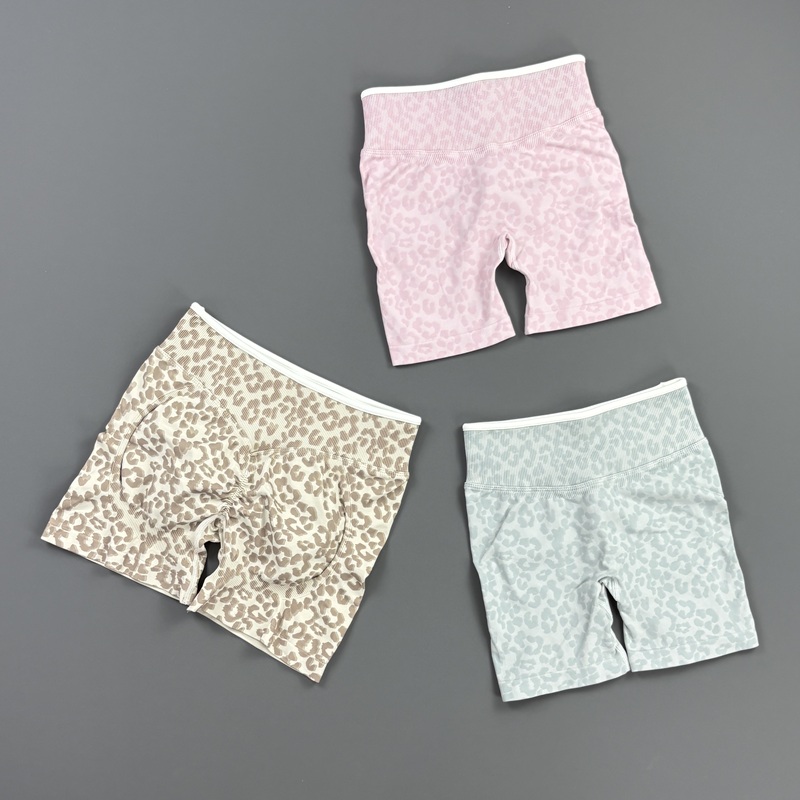 HISTELLO Gym Shorts Leopard Pr - đánh giá và giá Pilates Yoga Leggings