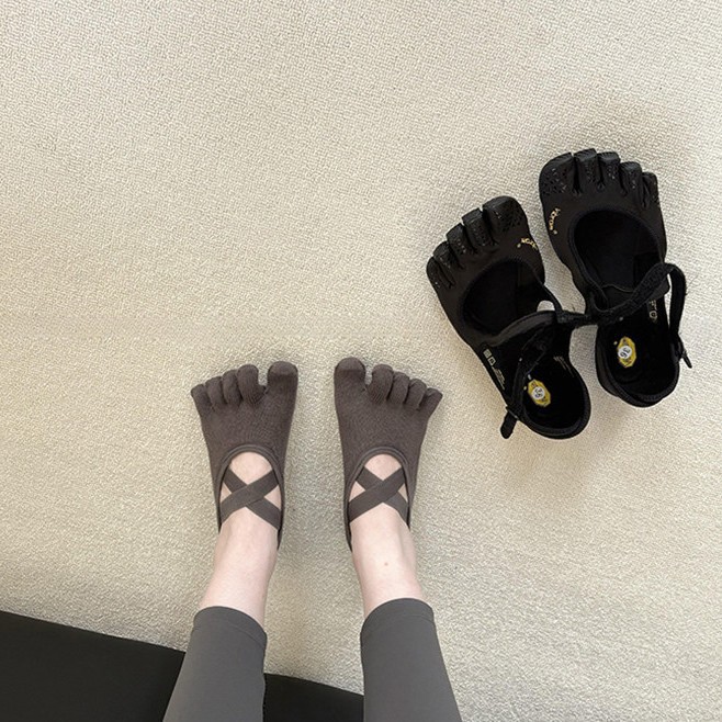 Women's Criss-Cross Strappy Fi - đánh giá và giá Pilates Yoga Barre