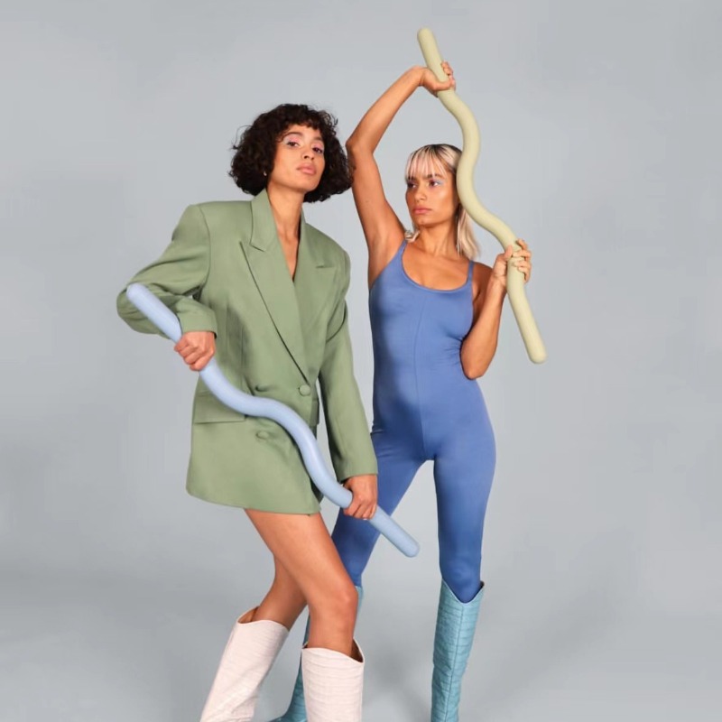Weighted Pilates Bar with Sili - đánh giá và giá Pilates Yoga Body